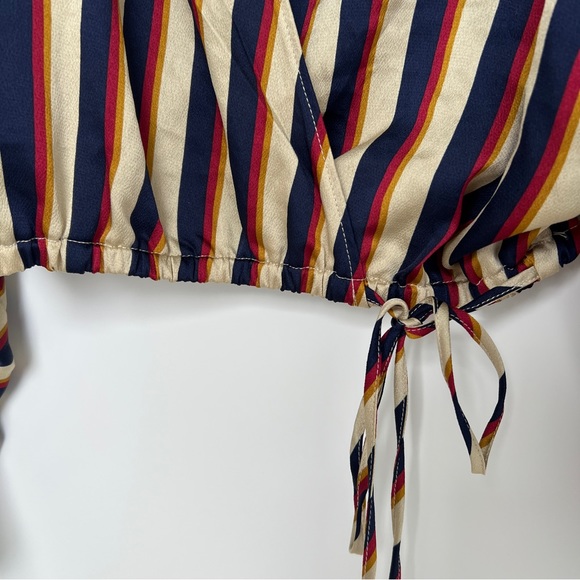 Forever 21 Crop Blouse in XS - Picture 3 of 5